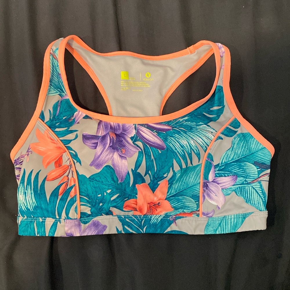 Sports bra